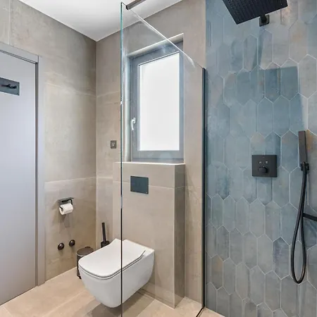 Visignano With Private Pool, Bbq And Jacuzzi Strpacici